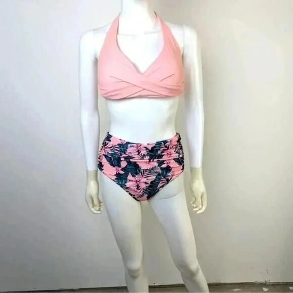 Floral Two Piece Swimsuit - Picture 2 of 4